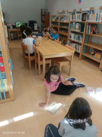 Biblioteca da EB1/JI de Caminha a tempo inteiro